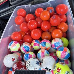 Field hockey balls 106 total balls