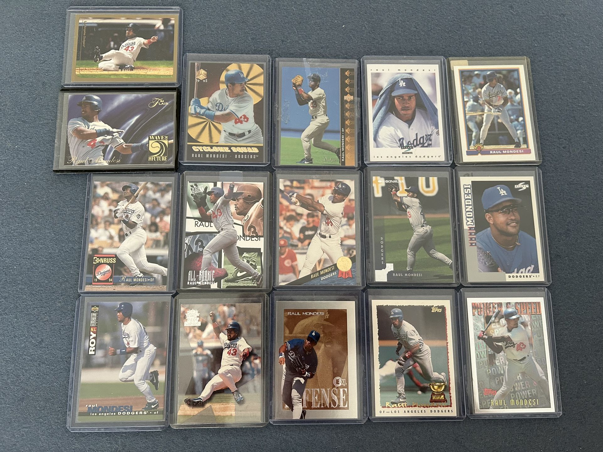 Dodgers Raul Mondesi (16) Card Lot