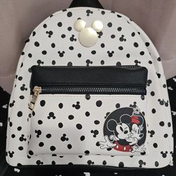 Bioworld Disney Mini Backpack. Minnie And Mickey Mouse. Black And White