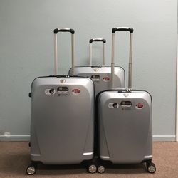 Super Quality 100% Polycarbonate 3-pc Luggage Set