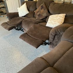 Couch Recliners Set- Excellent Condition 
