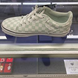 Female Size 8.5 Van Shoes 