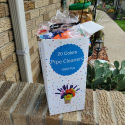 Box 1000 Colored Crafting Pipe Cleaners