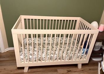 Babyletto crib and dresser