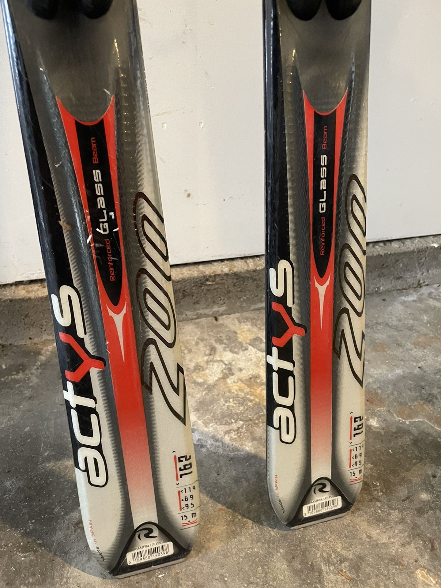 ロシニョール ROSSIGNOL カービング actys 200 170cm ロシニョール ROSSIGNOL カービング actys 200 170cm