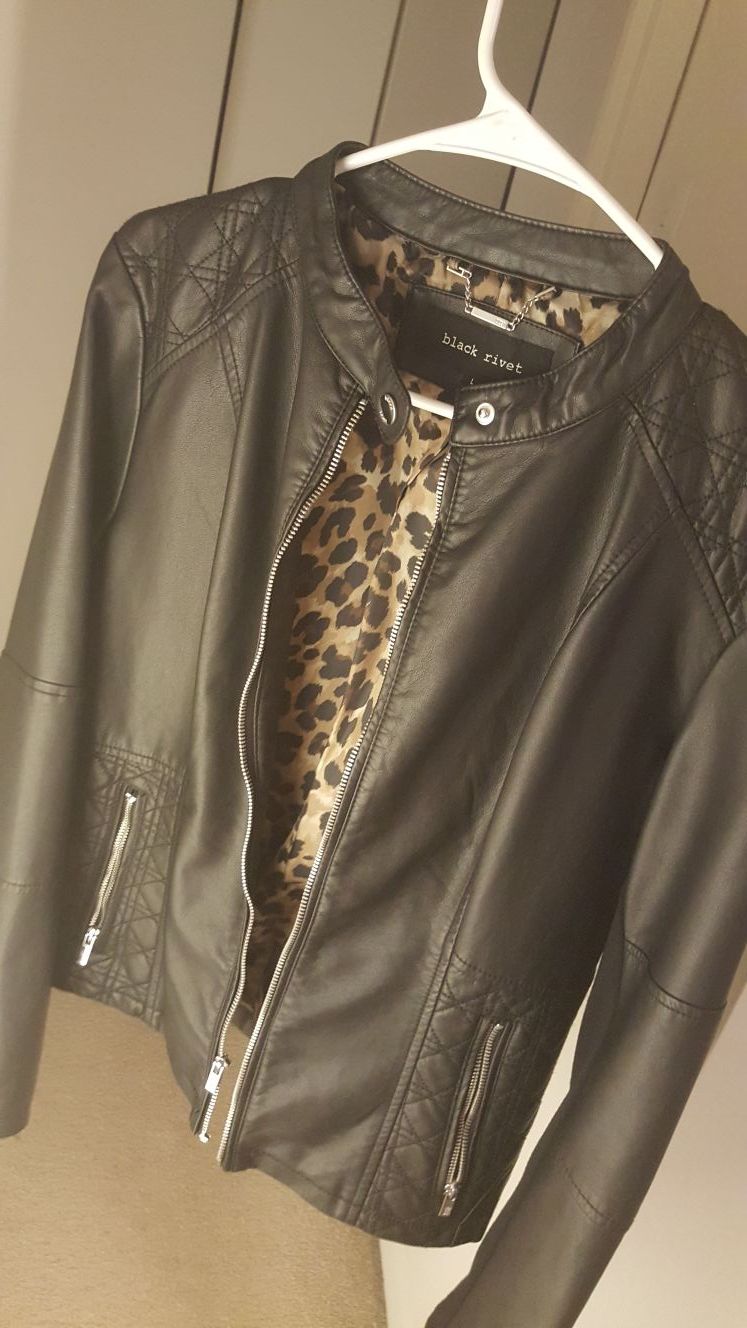Black Rivet women leather jacket