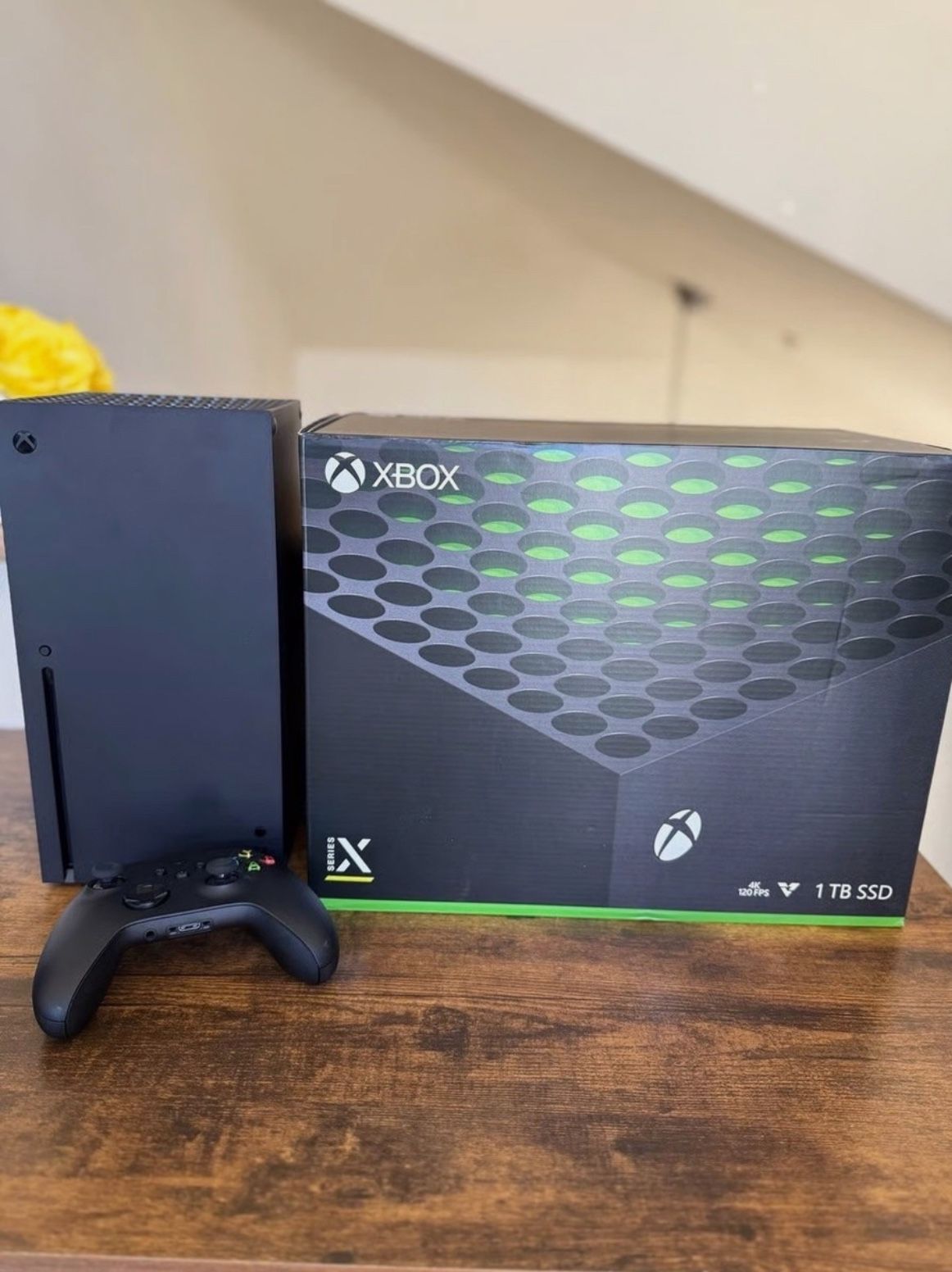 Xbox Series X 1TB + Controller