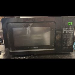 Microwave Medium Size