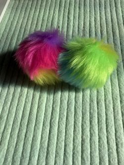 Earrings Pom Poms 