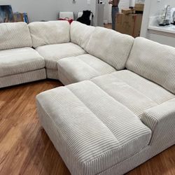 New 90x127x66 Corduroy Sectional Couch / Free Delivery 