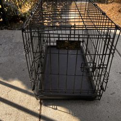 Barely Used Collapsible Metal Crate W Door For Small Animal