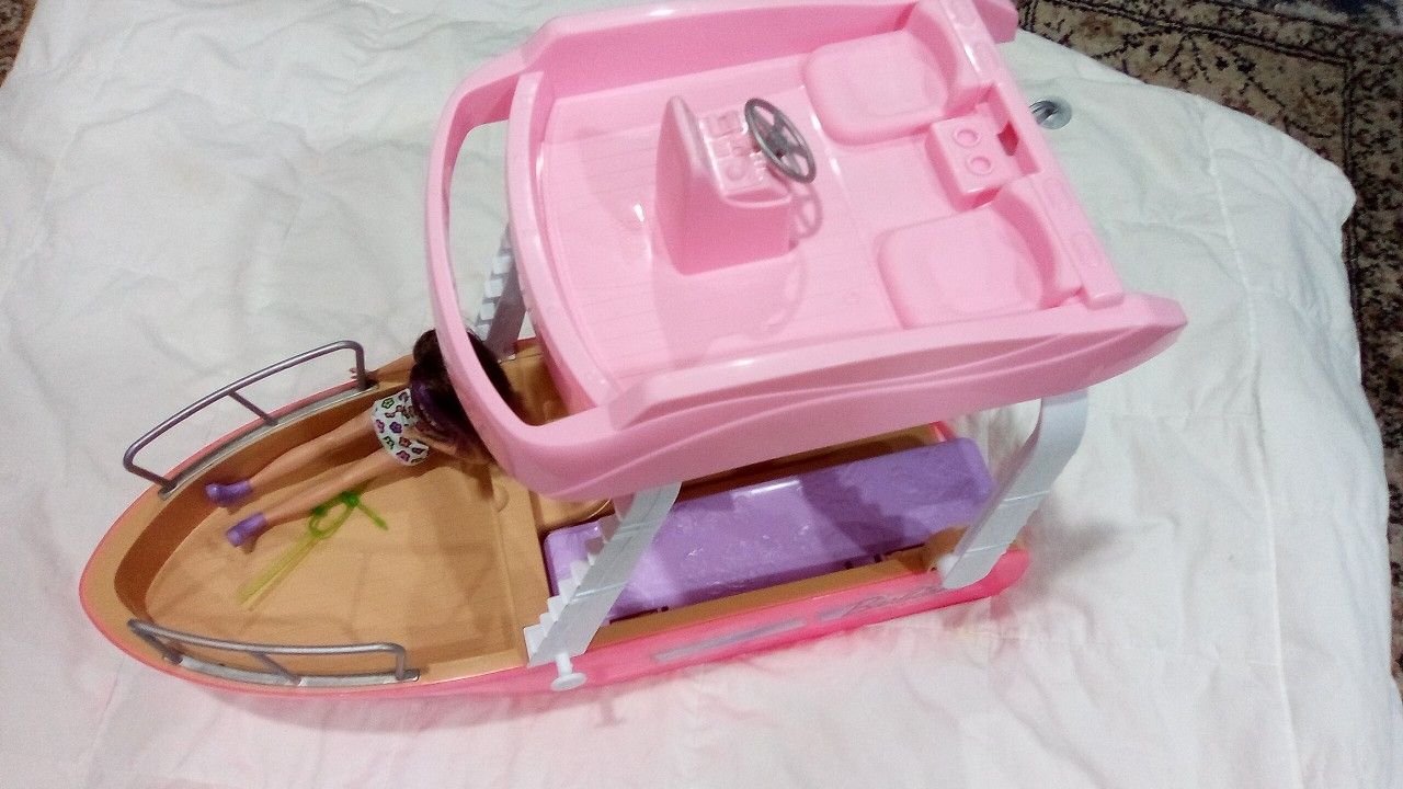 Barbie Dream Boat+Doll 20.00