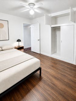 Private Room with private entrance