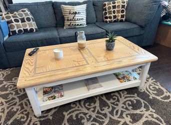 Farmhouse style Oak Coffee Table