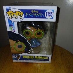 Mirabel   Disney ,Encanto 