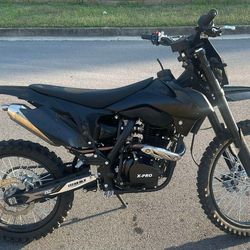 2024 X Pro Titan DLX 250 cc