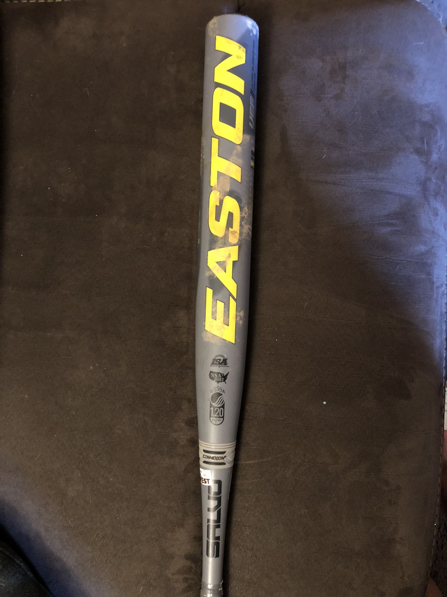 2021 Easton Salvo Slow-pitch Softball Bat 26.5 oz