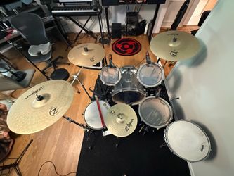 Drum Set With Studio Recording Mics and 8 Channel Tube8 Interface