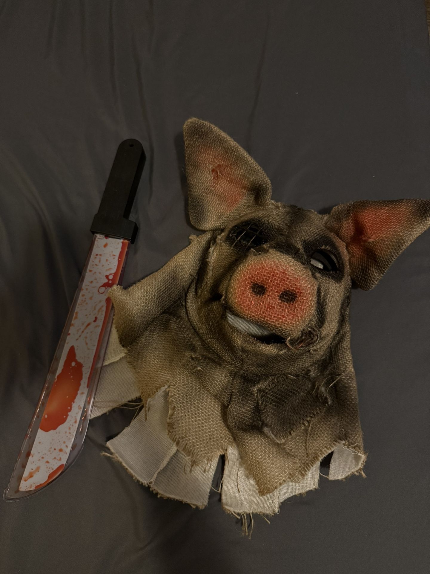 Pig Scarecrow Mask and Bloody Machete (Halloween)
