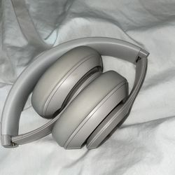 BEATS PRO MAX 