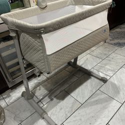 FREE BASSINET