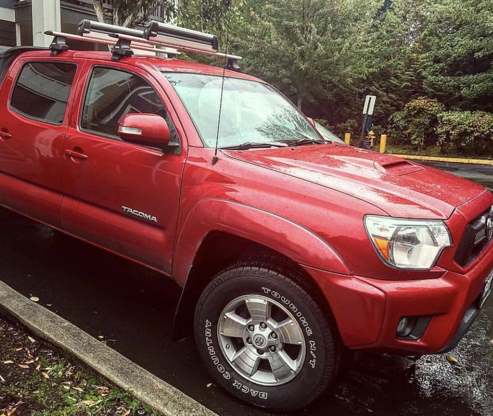 Thule Roof Rack (2nd gen Tacoma)