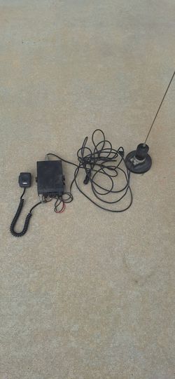 Uniden CB Radio