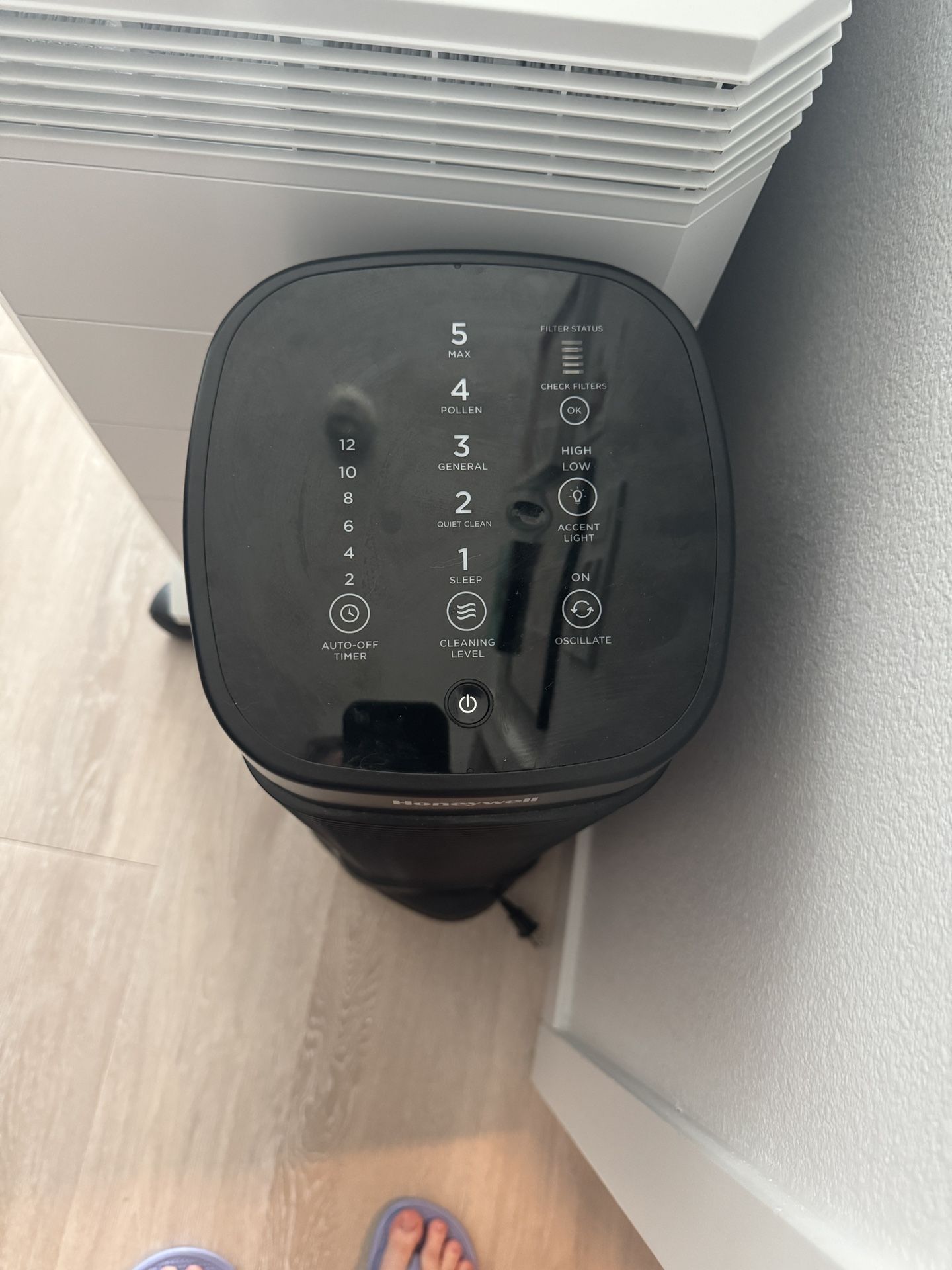 Honeywell HEPA Air Genius Air Purifier