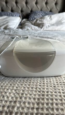 Wipe warmer