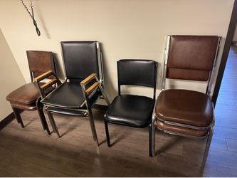Free Chairs