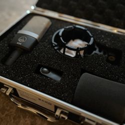 AKG Pro Audio C214 Large Diaphragm Condenser Microphone & Case 