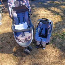 Baby Trend Carseat, Base And Stroller Combo 