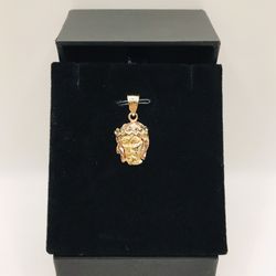 14k SMALL TRI JESUS PENDANT 