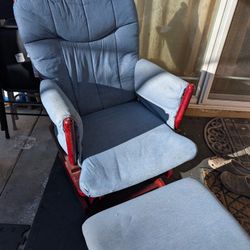 Slider Rocking Chair In Mira Mesa