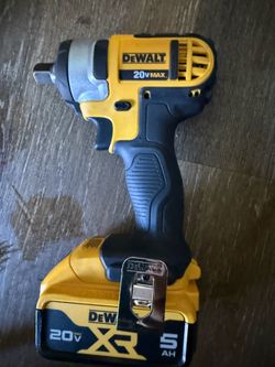 Dewalt 1/2 impact 20v
