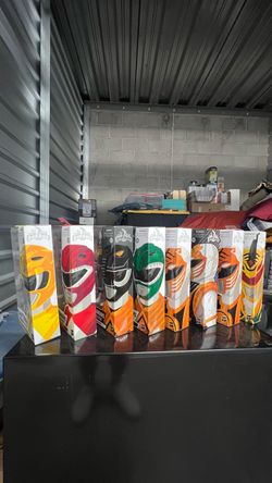 Power rangers lightning collection