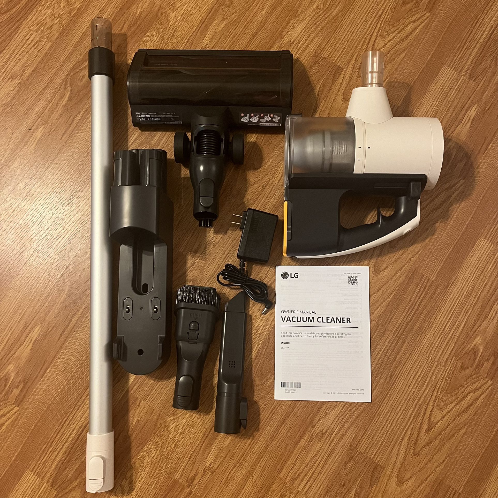 LG Cordzero Q3 Cordless Stick Vacuum Cleaner - C5323B0