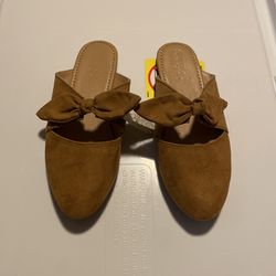 Crazy 8 Flats