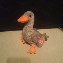 RARE Honks Beanie Baby.. Ty Beanie Baby with hologram tag,