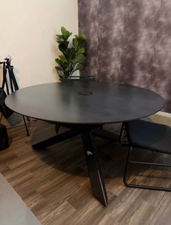 Small Conference table / Desk