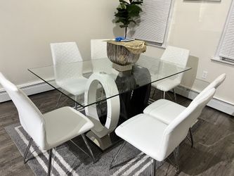 Dinning Room Table