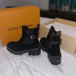 Louis Vuitton Boots 