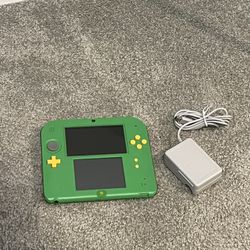 Nintendo 2DS The Legend Of Zelda Ocarina Of Time 3D Link Edition (no Stylus & Pickup Only)