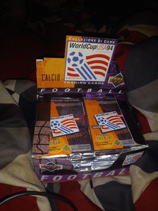 Selling WorldCupUSA1994 Upperdeck Card Packs