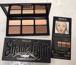 KAT VON D SHADE & LIGHT CONTOUR KIT