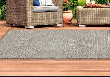 Patio rug 7x10