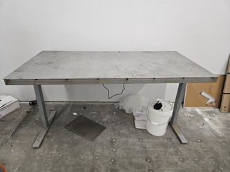 Work table with mechanical adjustable legs 5 ft by 42 inches