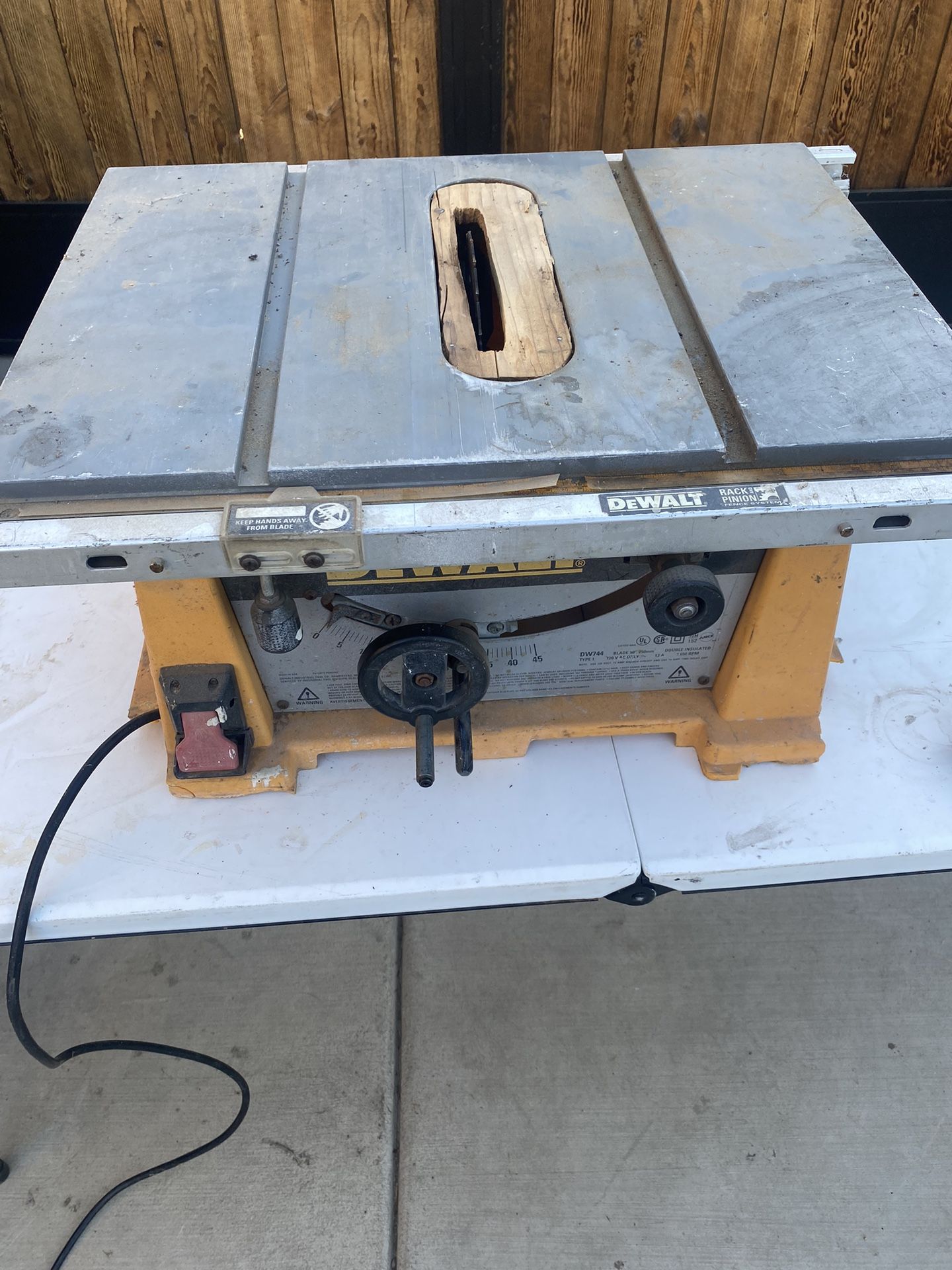 Dewalt Table Saw