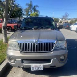2004 Lincoln Navigator