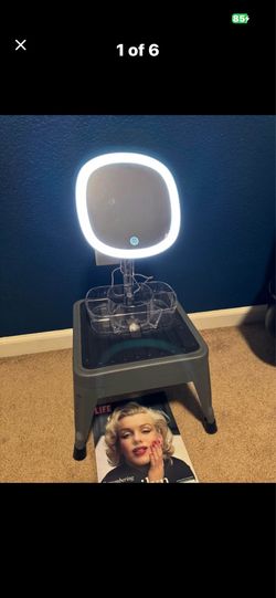 Makeup mirror